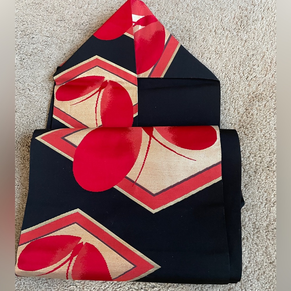 Vintage Japanese Obi/ Japanese obi Kimono /fukuro Elegant Black and Red Floral
